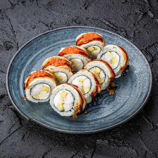 ШЕФ Рол з вугрем, ніжною креветкою та яблуком, під соусом унагі та манго-чілі 